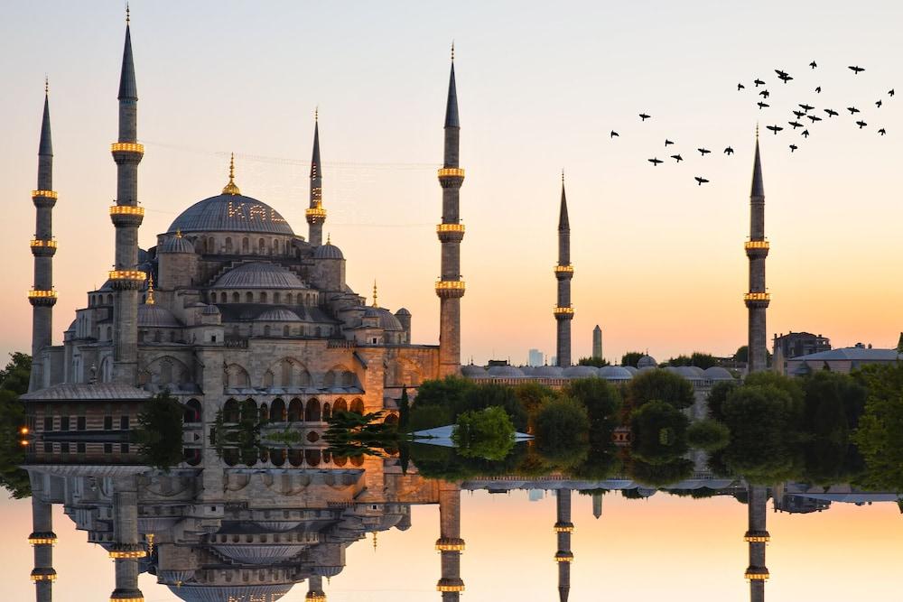 Grand Papirus Hotel Istanbul Exterior photo