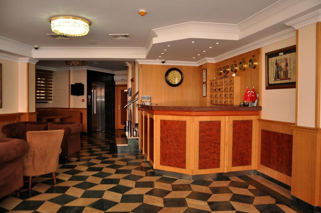 Grand Papirus Hotel Istanbul Exterior photo