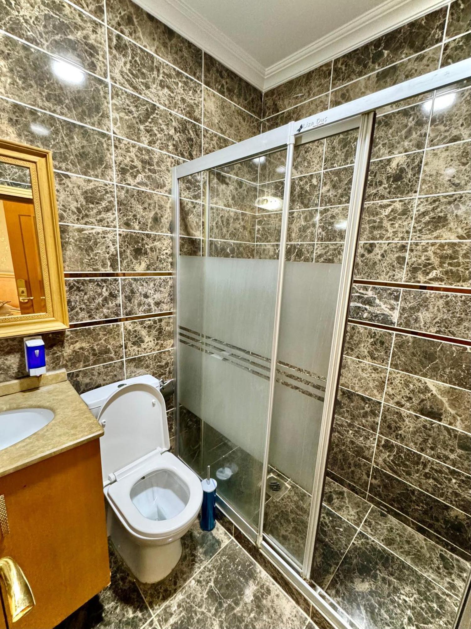 Grand Papirus Hotel Istanbul Exterior photo