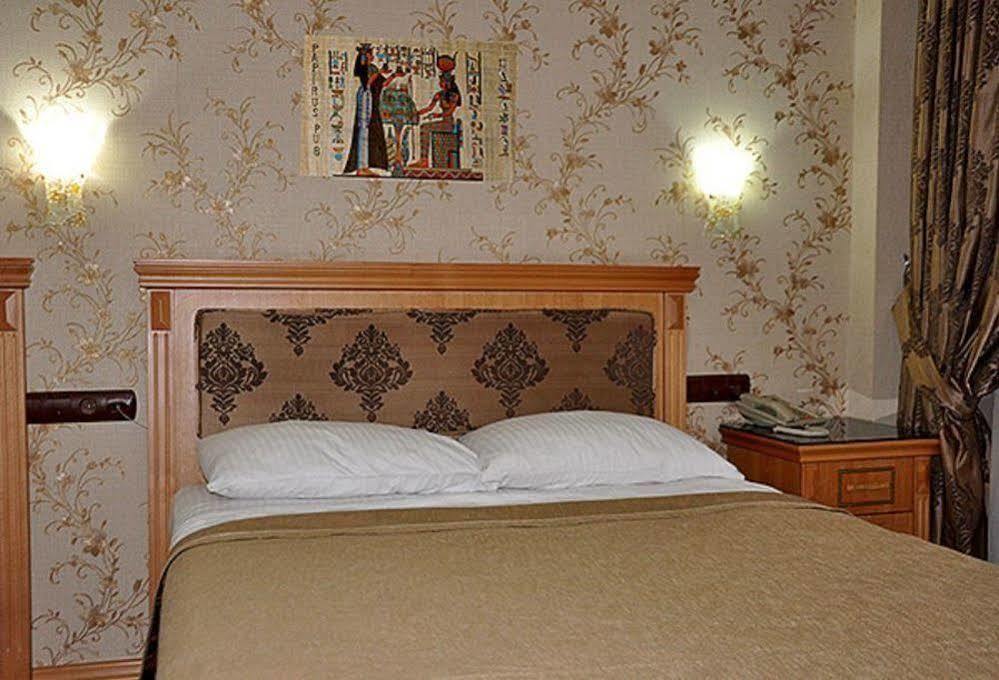Grand Papirus Hotel Istanbul Exterior photo